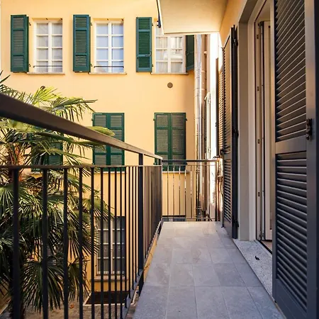 Spazio 77 - The House Of Travelers * Côme